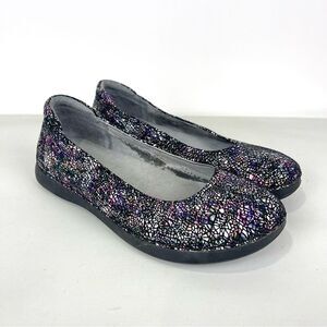 Alegria Metallic Cracked Leather Ballet Flat Slip On Women's Comfort Shoes Sz 8